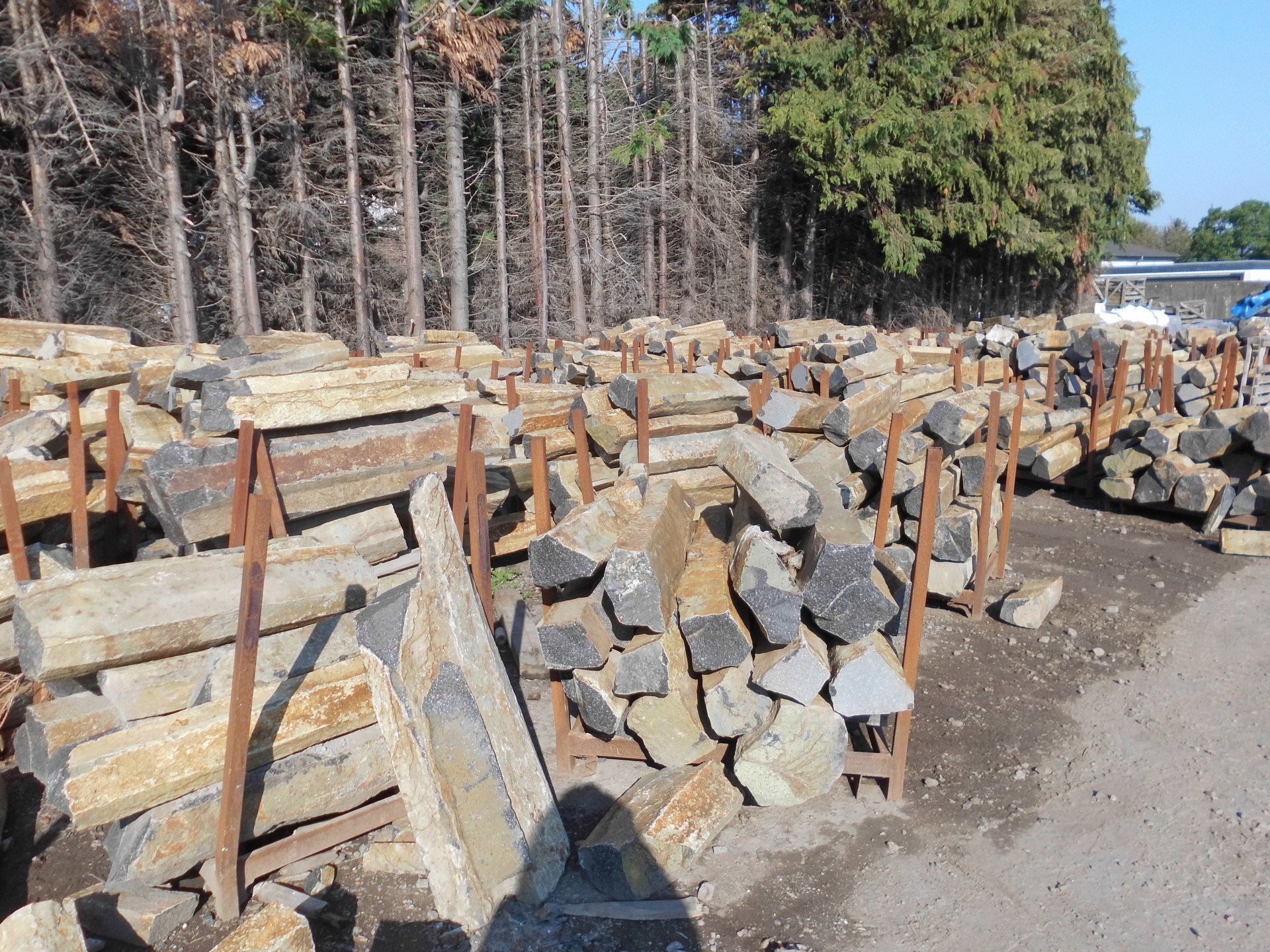 Basaltsäulen afghanisch