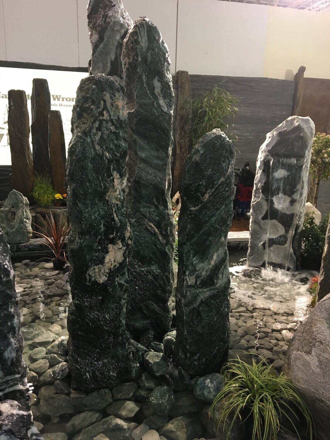 3er-Gruppe-Lappland, spaltrau, gebohrt