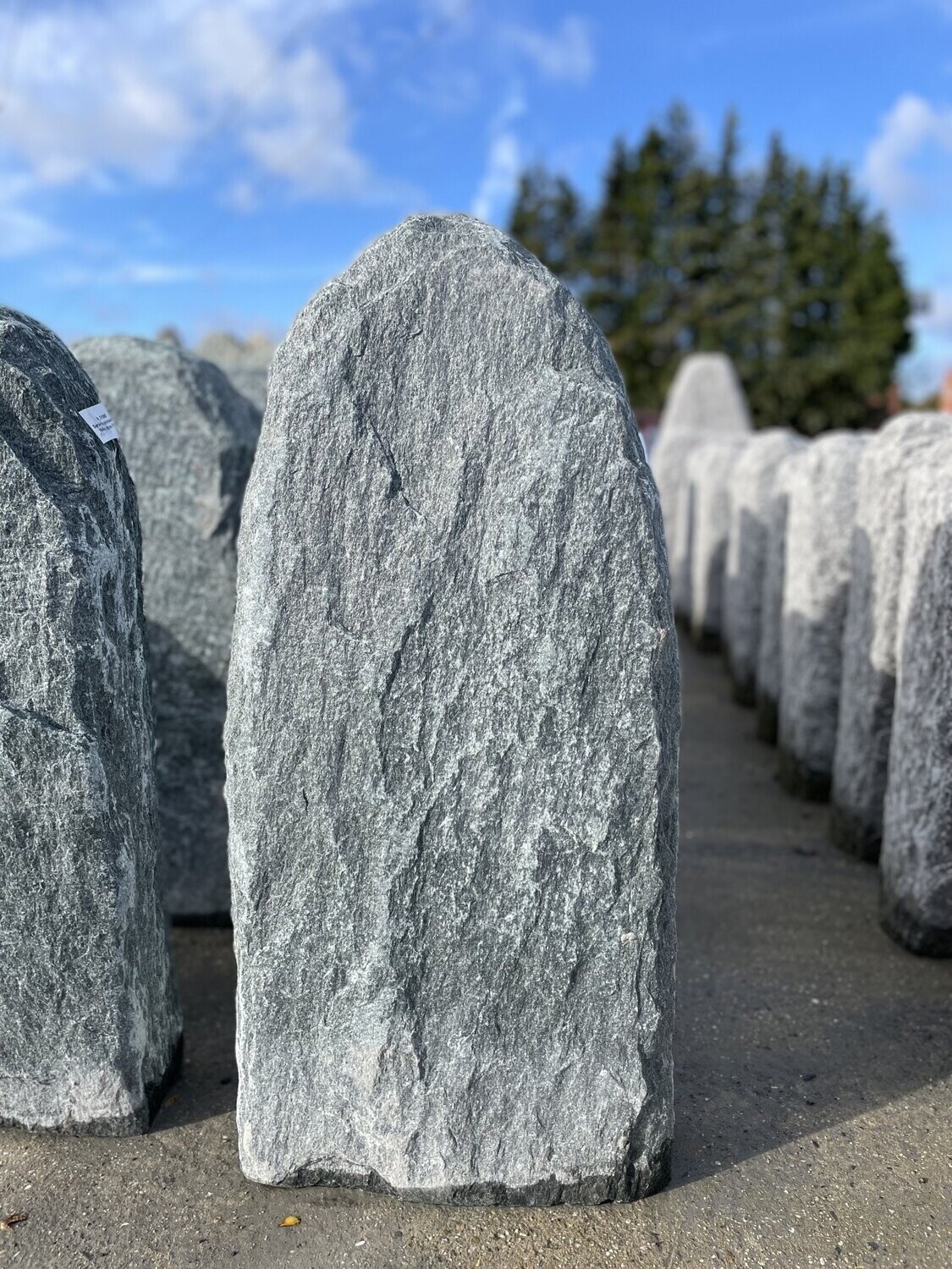 Serpentin-Felsen, getrommelt