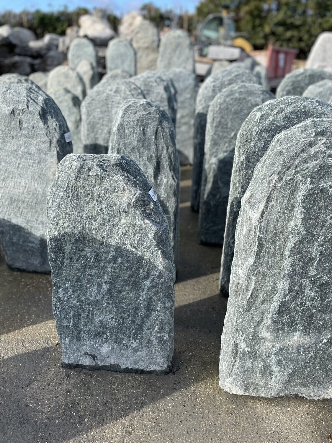 Serpentin-Felsen, getrommelt