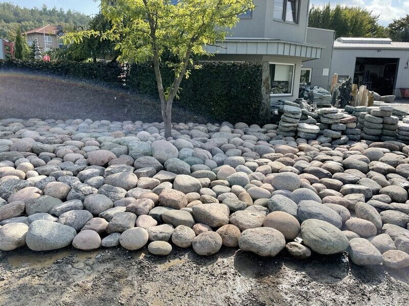 Schwedischer-Granit-Findlingskissen Schwedischer-Granit-Findlingskissen
