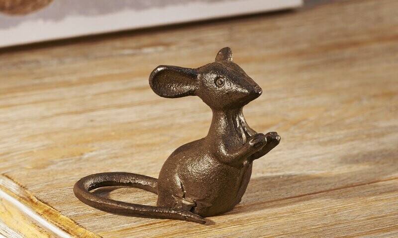 Cast Iron Sitting Mouse Figurine