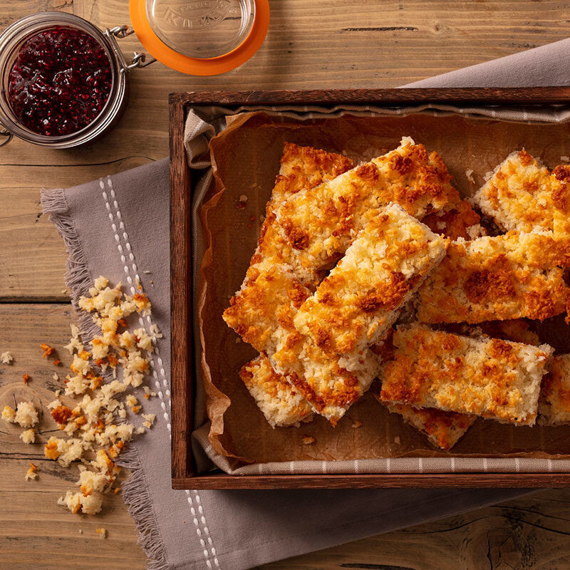 Raspberry & Coconut Crunch