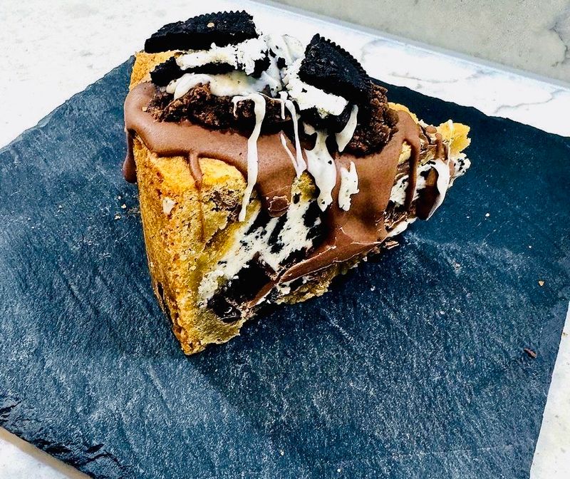 Oreo & Brownie Cookie Pie Oreo & Brownie Cookie Pie