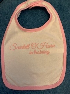 Bib Scarlett Ohara in training