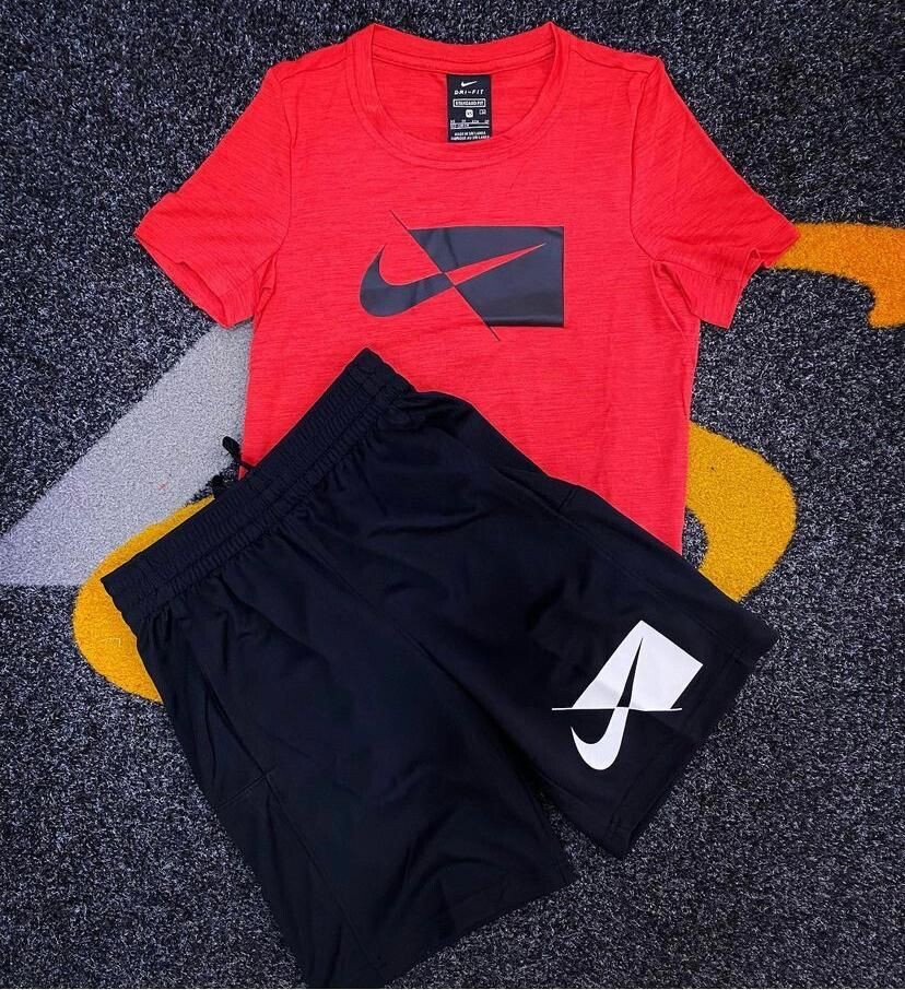 Completo Nike