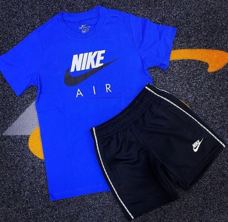 Completo Nike