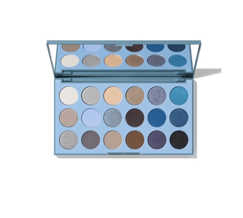 18A Blue Ya Away ARTISTRY PALETTE