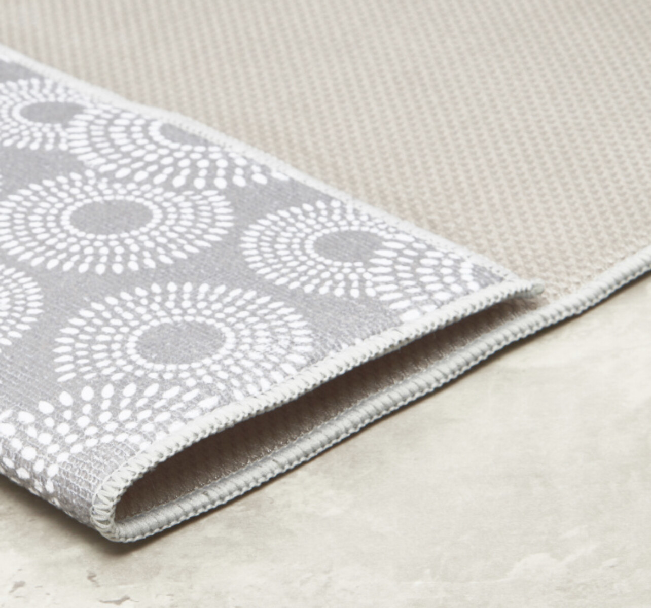 Floral Printed Rectangular Drying Mat - 51x38 cms - Grey - Dots