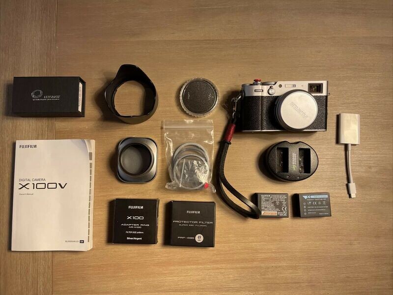 Fujifilm X100V 26.1MP Compact Camera - Silver Bundle! Extras!