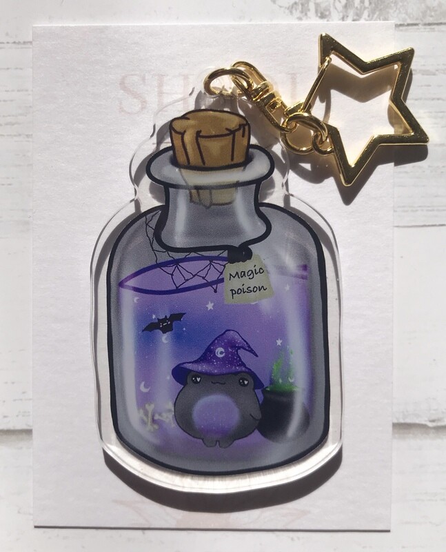 Frog poison keychains