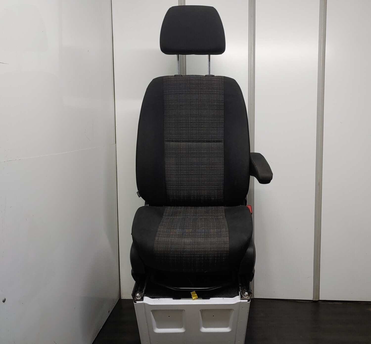 Mercedes Sprinter Passenger Seat - W/ Airbag