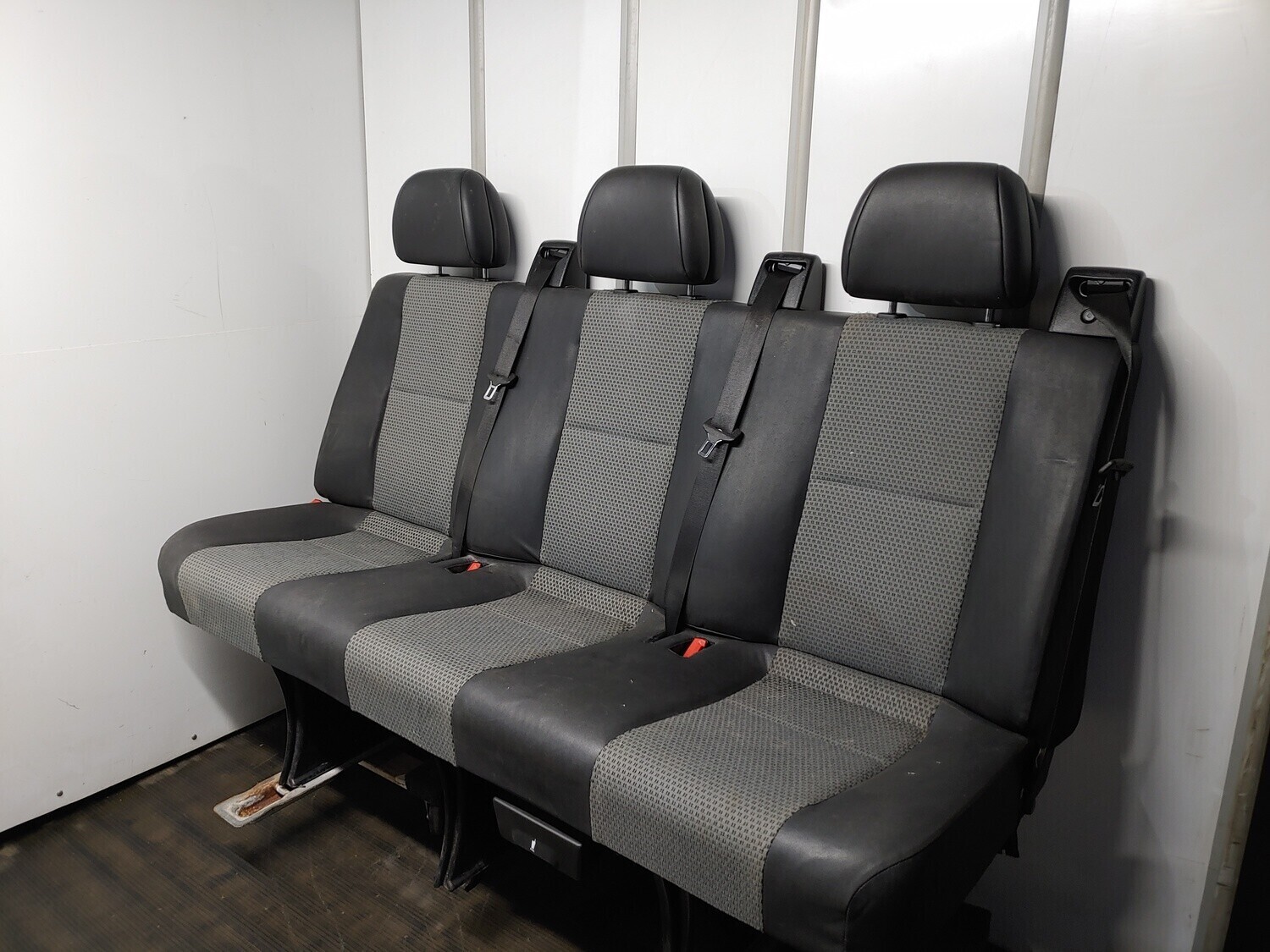 4 Passenger Bench Seat - Removable
