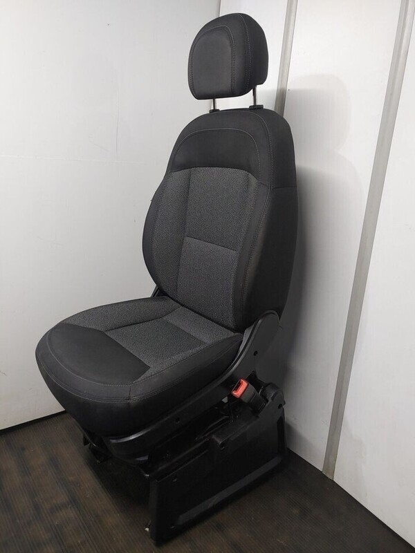 ​Ram ProMaster Passenger Seat - w/ Airbag