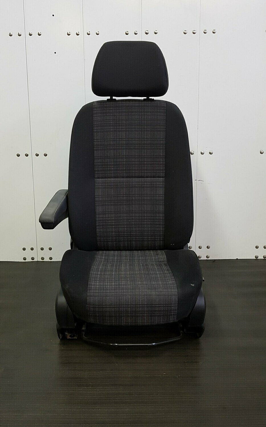 Mercedes Sprinter Driver Seat W/O Base