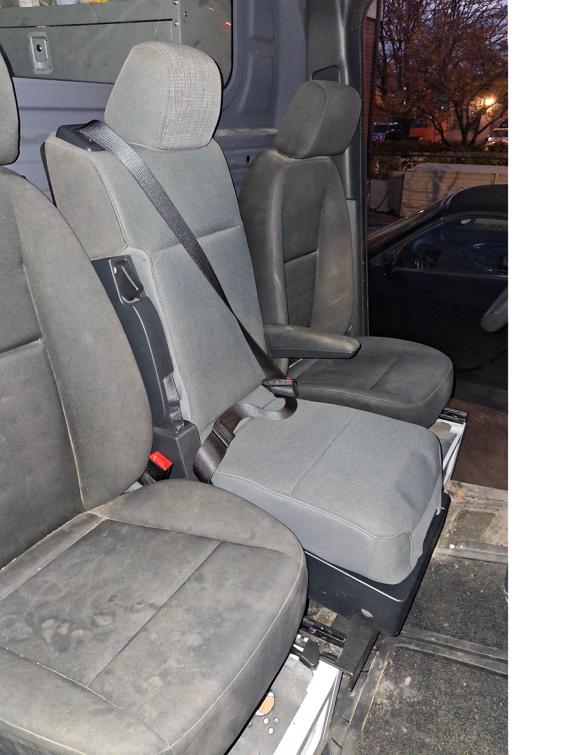 Centre Seat for Mercedes Sprinter W/ Shoulder Seat Belt