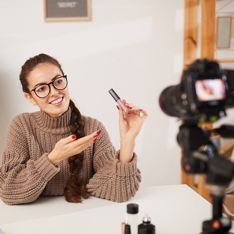 Influencer Marketing