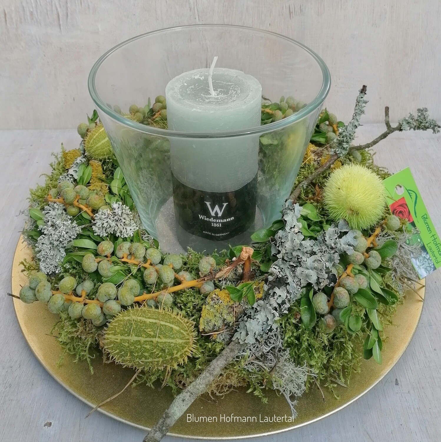 Herbstkranz um Windlicht Grün und Grau