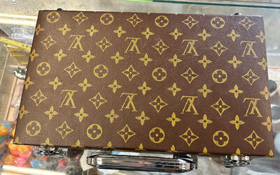 Tare Case (36)  - various designer