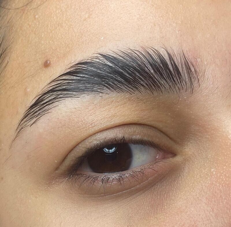 Laminado de cejas