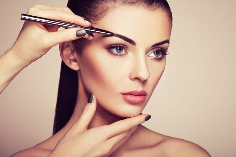 Laminado de cejas