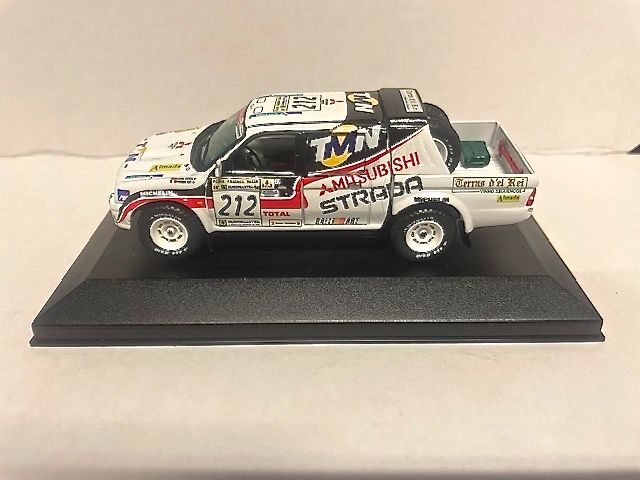 MODELLINO MITSUBISHI L200 DAKAR 1998