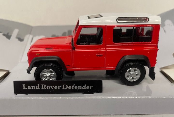 MODELLINO LAND ROVER DEFENDER SCALA 1/43