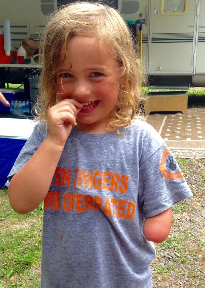 Youth "Ten Fingers Are Overrated" T-Shirt TFAO-Youth