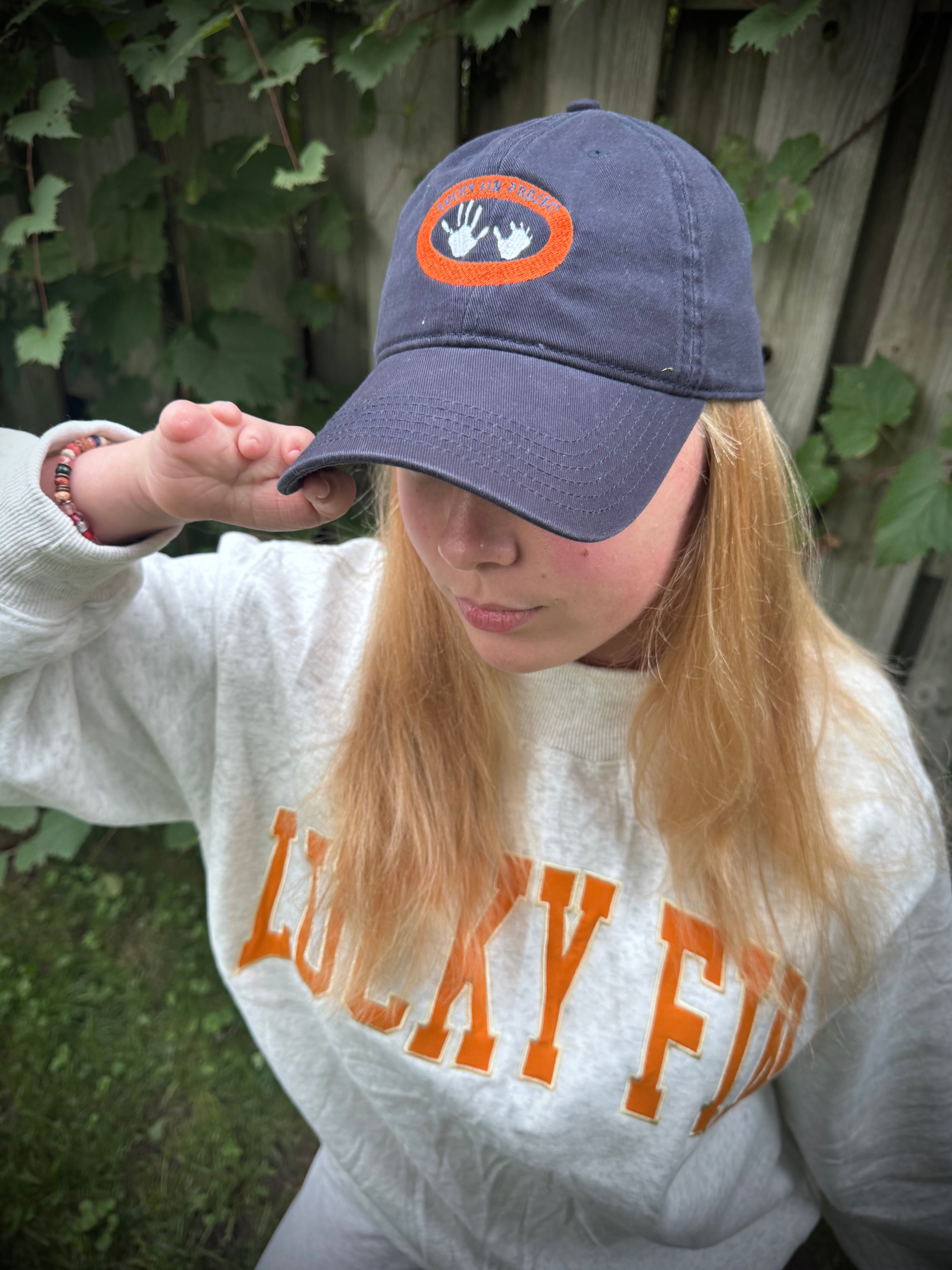 Logo “Dad hat” 🧢