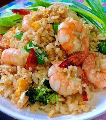 បាយឆាសាច់បង្កង (Fried rice with lobster)