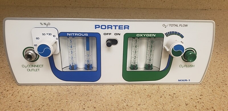 Porter MXR-1 Dental Flushmount Cabinet Flowmeter for Oxygen & Nitrous *Excellent Used Condition
