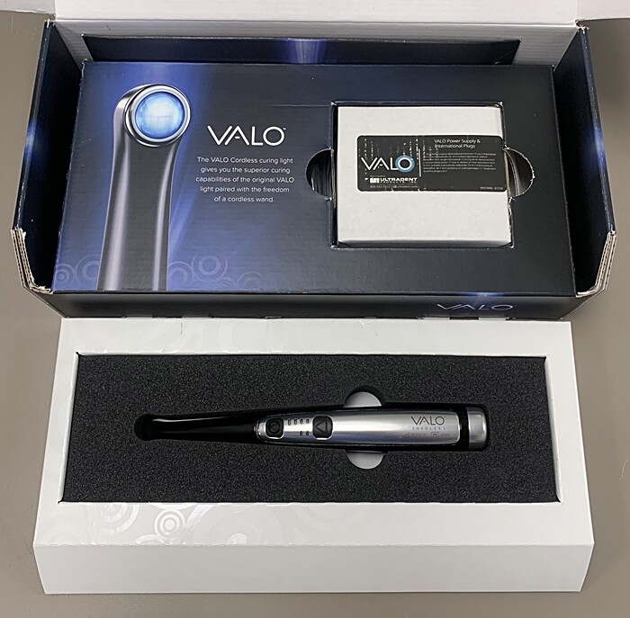 Ultradent VALO LED Cordless Curing Light  *New (Other) - Open Box