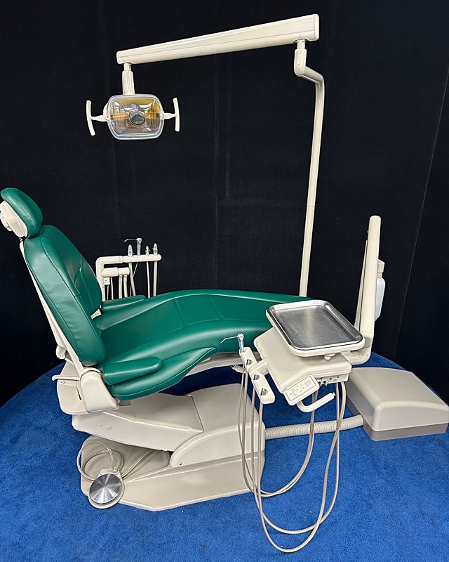 ADEC 1040 Cascade Radius Dental Operatory Package, Dual HVE - Chair Touchpad - Plush Style Vinyl Upholstery, Color of Choice *Refurbished ADEC 1040 Cascade Radius Dental Operatory Package, Dual HVE - Chair Touchpad - Plush Style Vinyl Upholstery, Color of Choice *Refurbished