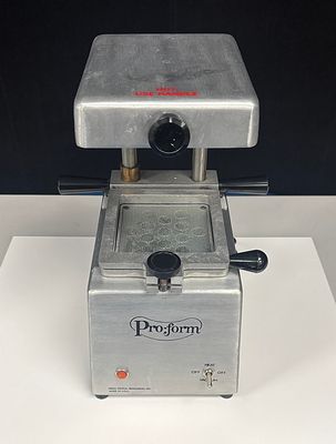 ProForm Dental Vacuum Press Former *Used Condition