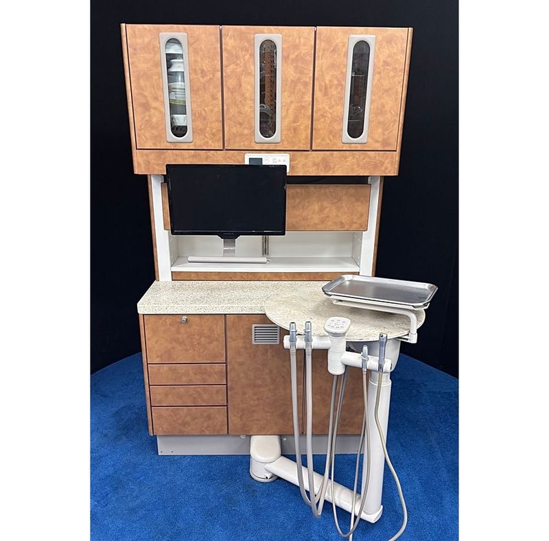 ADEC 5580 Dental Rear Treatment Console w/ Adec 545 Assistant Pkg. - Standard Touchpad - Antique Brush Finish (42 ADEC 5580 Dental Rear Treatment Console w/ Adec 545 Assistant Pkg. - Standard Touchpad - Antique Brush Finish (42"W) - Sliding Monitor Mount *Certified Used Condition