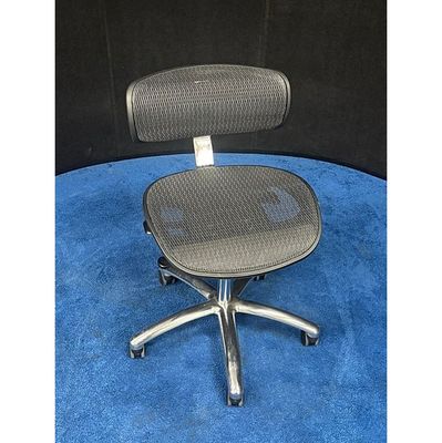 Crown Seating - Virtu C120DM - Mesh Dental Doctor Stool * Excellent Used Condition Crown Seating - Virtu C120DM - Mesh Dental Doctor Stool * Excellent Used Condition