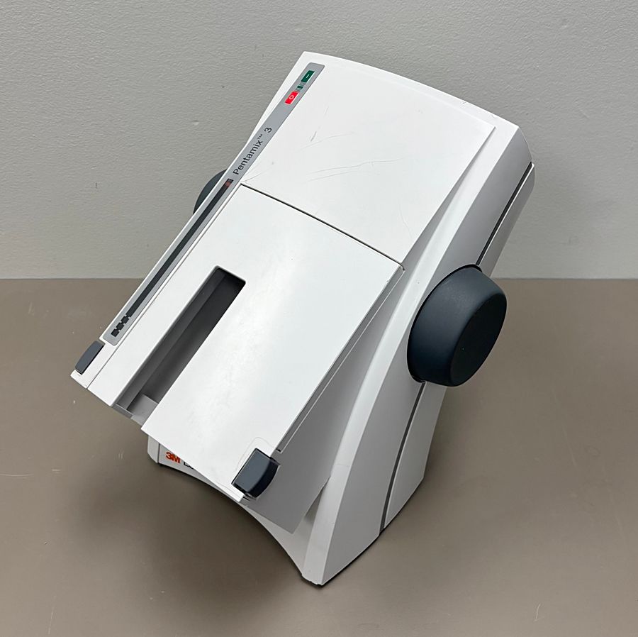 3M ESPE Pentamix 3 Dental Material Mixing Unit *Used Condition 3M ESPE Pentamix 3 Dental Material Mixing Unit *Used Condition