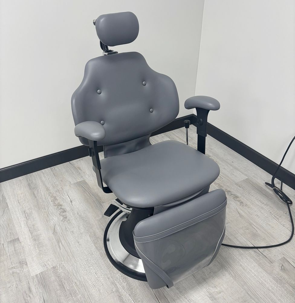 Boyd Dental E525 Exam & X-Ray Chair - New Seamless Vinyl Upholstery, Color of Choice *Refurbished