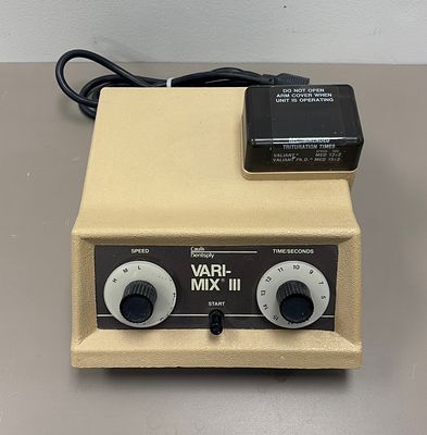 Dentsply/Caulk Vari-Mix 3 Amalgamator *Used Condition