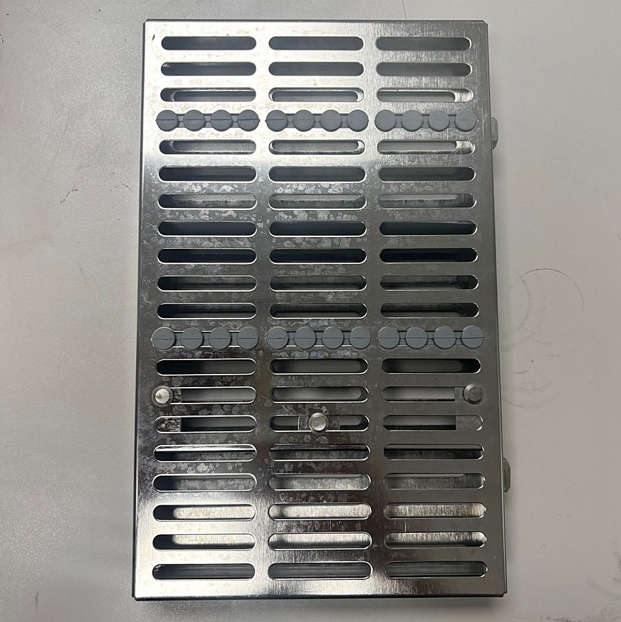 Hu-Friedy Sterilization Cassette (Gray) (10 1/2" x 6 1/2" x 1 1/4") *Used