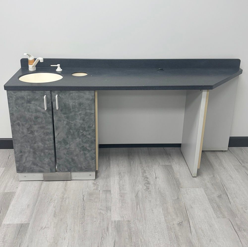 BioTec Side Cabinet & Left Sink (77"L) *Good Used Condition