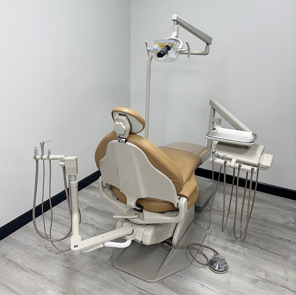 ADEC 1040 Cascade Radius Dental Operatory Package - Chair Touchpad - Seamless Vinyl Upholstery, Color of Choice *Refurbished