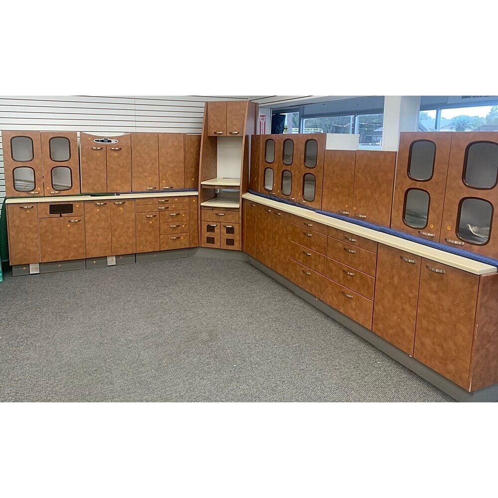 Pelton & Crane Sterilization Center (L-Shape) *Excellent Used Condition Pelton & Crane Sterilization Center (L-Shape) *Excellent Used Condition