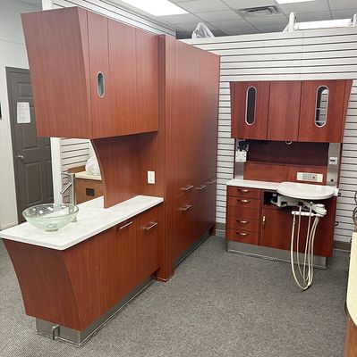 MCC 4 Room Dental Cabinet Package w/ Assist. Pkg. - Wild Cherry - (2) Center Islands (4) Rear Treatments *Excellent Used Condition