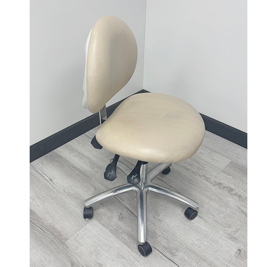 Galaxy Dental Doctor Stool w/ Tilt & Recline Feature *Good Used Condition (Tan Vinyl Upholstery)