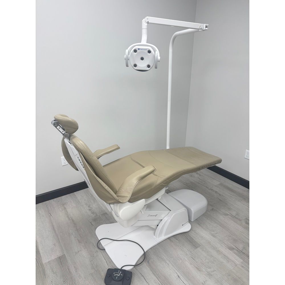 Belmont X-Calibur V Bel-50 Dental Patient Chair w/ Radius Clesta LED Exam Light - New Seamless Vinyl Upholstery, Back Seat Chair Controls *Refurbished