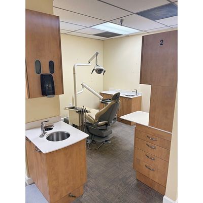3 ROOM OFFICE PACKAGE - (3) Forest 3900 Chairs, (9) MCC Cabinets, (5) Dental Stools *Certified Used Condition