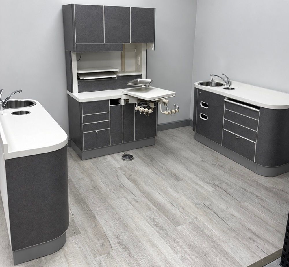 ADEC 5 ROOM Cabinet Package - (5) Adec 5580 Rear Treatment w/ Dr/ Delivery & Assistant Pkg. - (10) Adec 5531 Side Cabinets *Refurbished ADEC 5 ROOM Cabinet Package - (5) Adec 5580 Rear Treatment w/ Dr/ Delivery & Assistant Pkg. - (10) Adec 5531 Side Cabinets *Refurbished