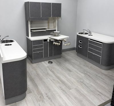 ADEC 5 ROOM Cabinet Package - (5) Adec 5580 Rear Treatment w/ Dr. Delivery & Assistant Pkg. - (10) Adec 5531 Side Cabinets *Refurbished ADEC 5 ROOM Cabinet Package - (5) Adec 5580 Rear Treatment w/ Dr. Delivery & Assistant Pkg. - (10) Adec 5531 Side Cabinets *Refurbished