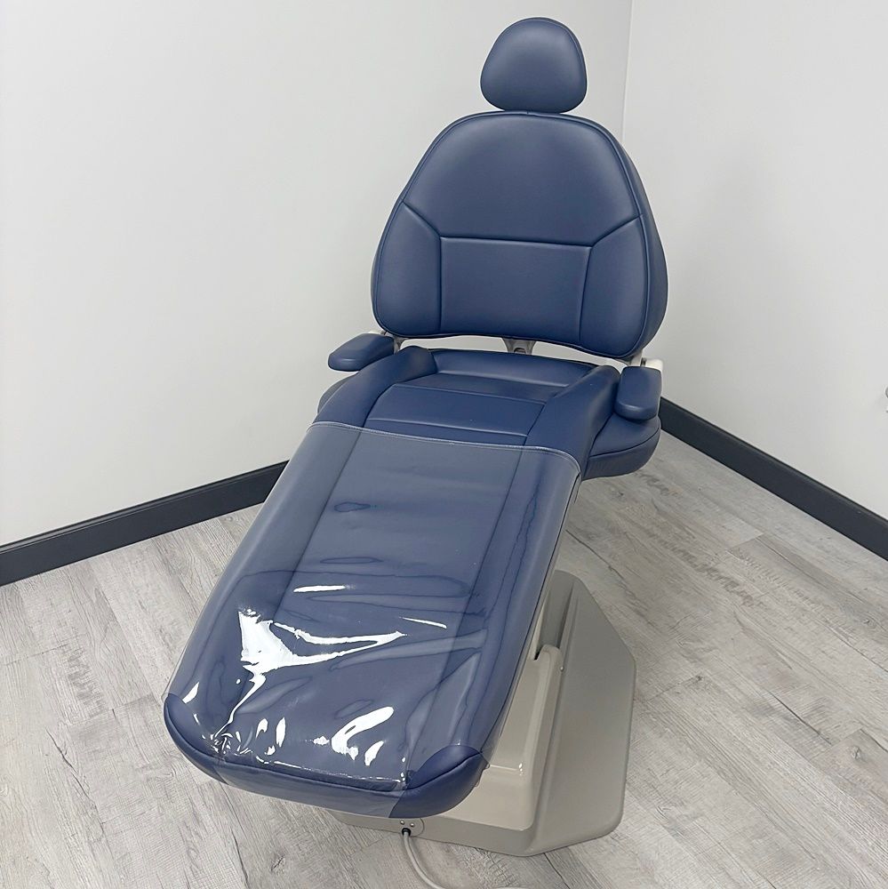 ADEC 1040 Cascade Dental Patient Chair - Plush Style, Ultraleather Upholstery (Color of Choice) *Refurbished ADEC 1040 Cascade Dental Patient Chair - Plush Style, Ultraleather Upholstery (Color of Choice) *Refurbished